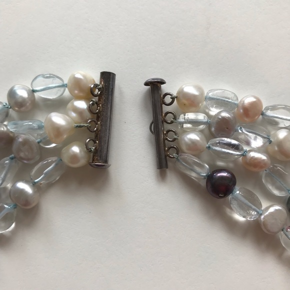 4 Strands Beaded Necklace - Picture 5 of 8